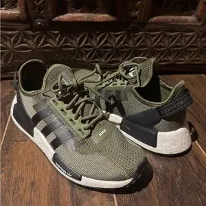 adidas gazelle silver green womens Womens Adidas NMD R2 -DA8719